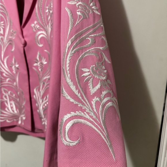 Bob Mackie Pink Blazer with Intricate White Design - Picture 8 of 13